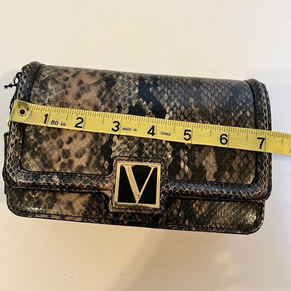 Victoria’s Secret ladies wallet, clutch, faux snakeskin - Picture 4 of 12